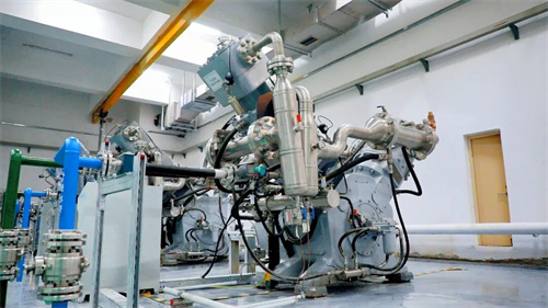 20250910671037.jpg 640.jpg